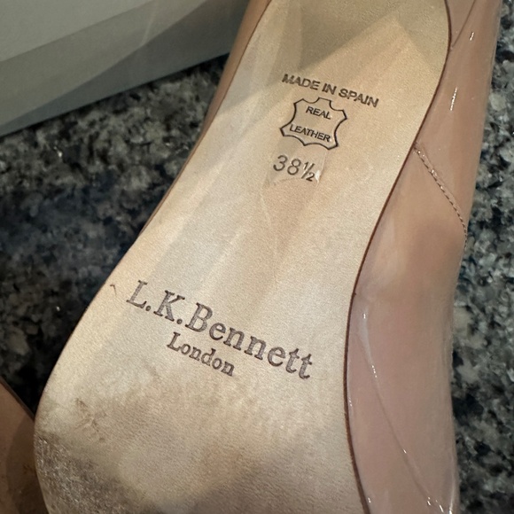 L.K. Bennett Patent Platform Shoes size 8 previously owned - Picture 4 of 4